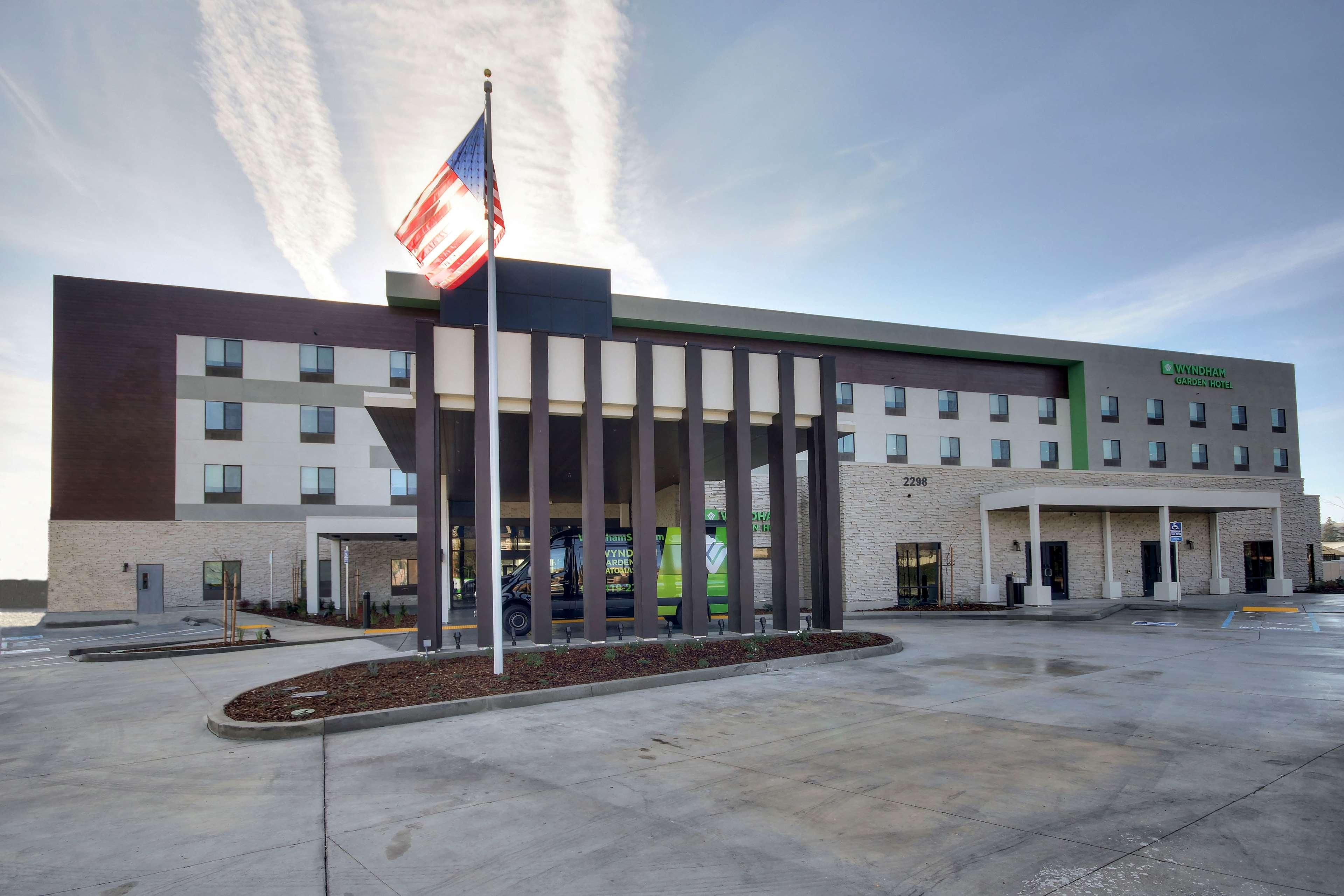 Отель Wyndham Garden Sacramento Airport Natomas Экстерьер фото